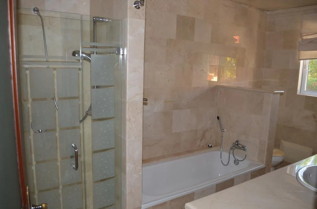 Villa Cueva Punta Cana 0*,